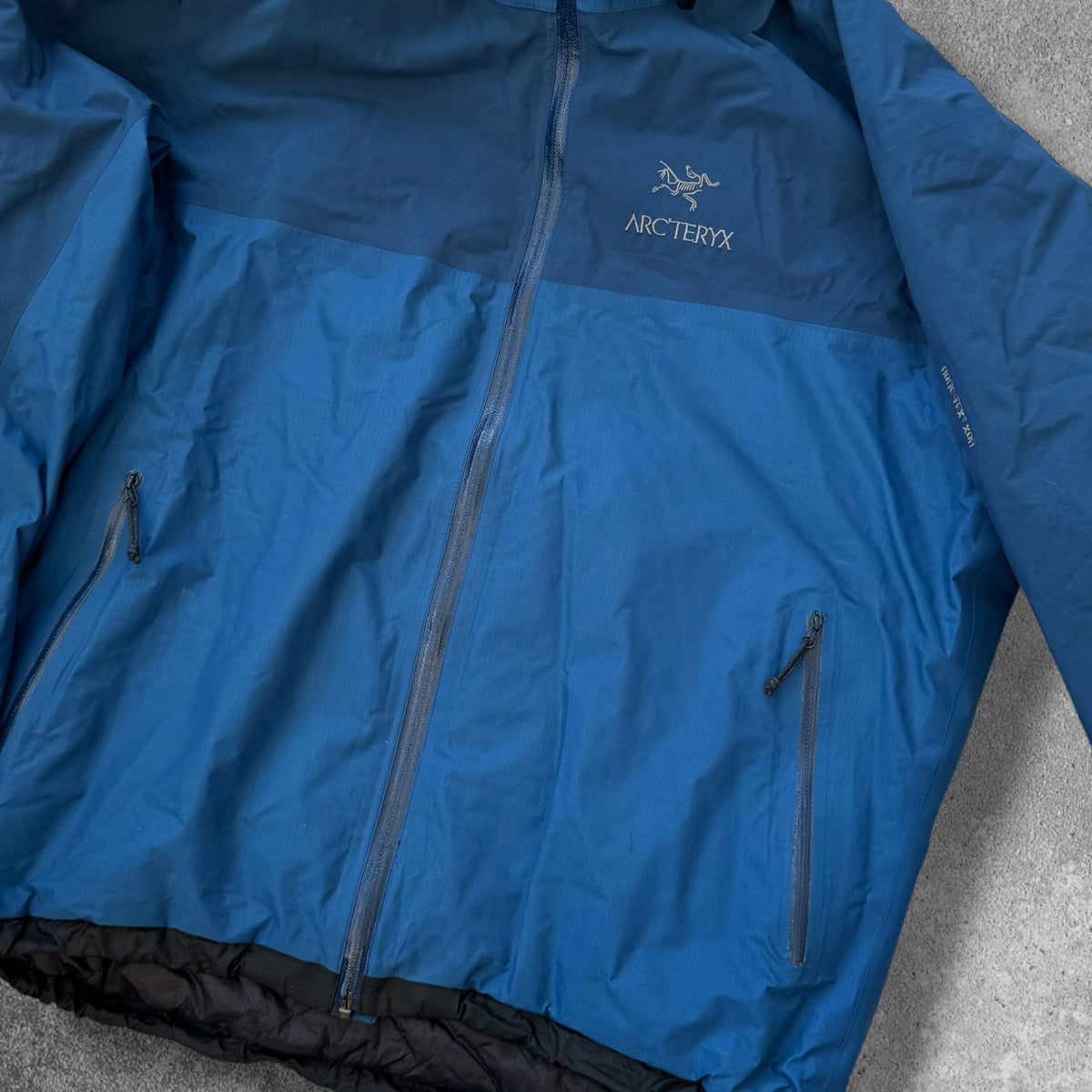 Arc'teryx Fission Insulated Jacket Gore-Tex Blue Men's Large