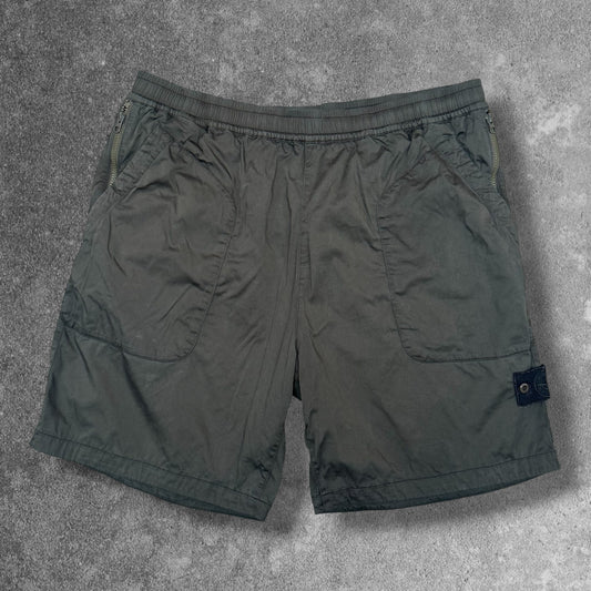 Stone Island Ghost Cargo Shorts 2021 Military Green Men's XXL W38 RRP £285