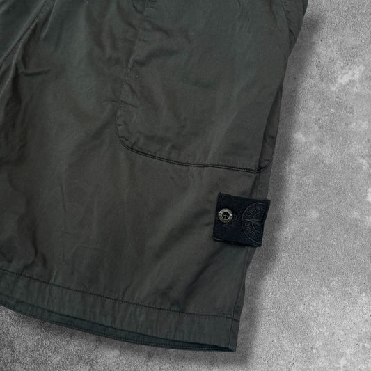 Stone Island Ghost Cargo Shorts 2021 Military Green Men's XXL W38 RRP £285