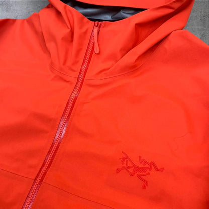 Arc’teryx Beta Gore-Tex Jacket 2024 Red Logo Size XL RRP £400+