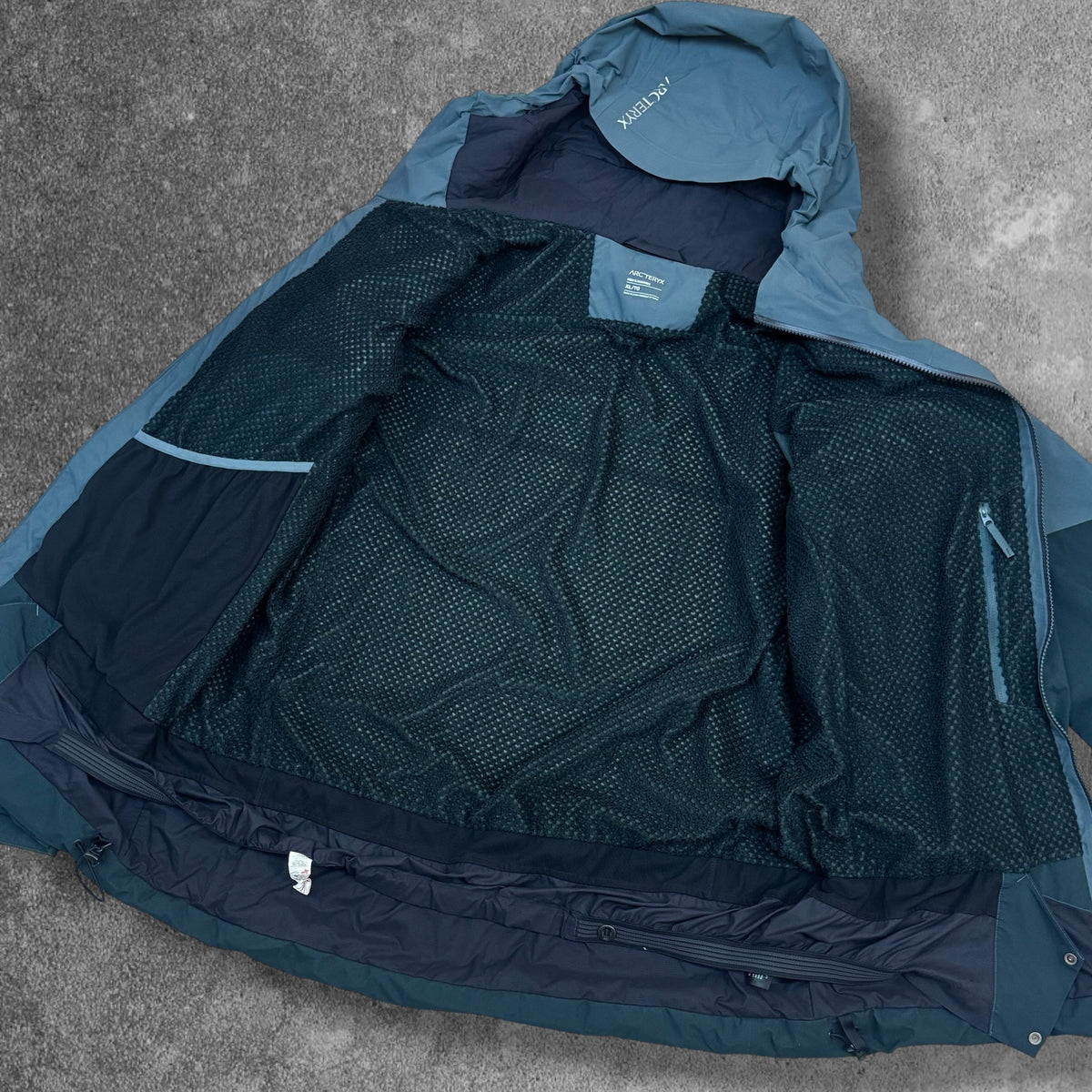 Arc'teryx Rush IS GORE-TEX Jacket Men's XL Slate Grey Black Insulated