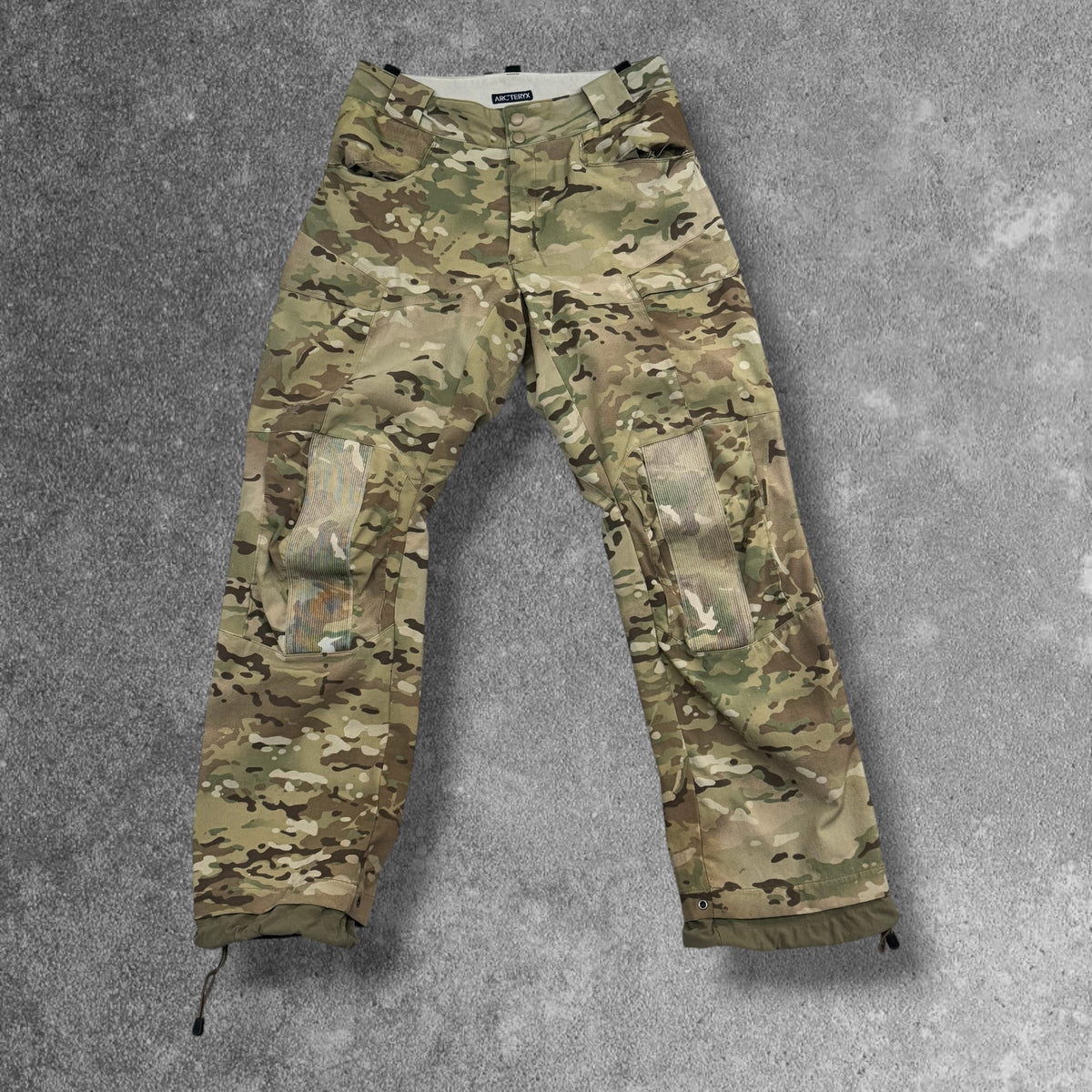 Vintage Arc'teryx LEAF Softshell Combat Trousers MultiCam 33W Medium Made in USA