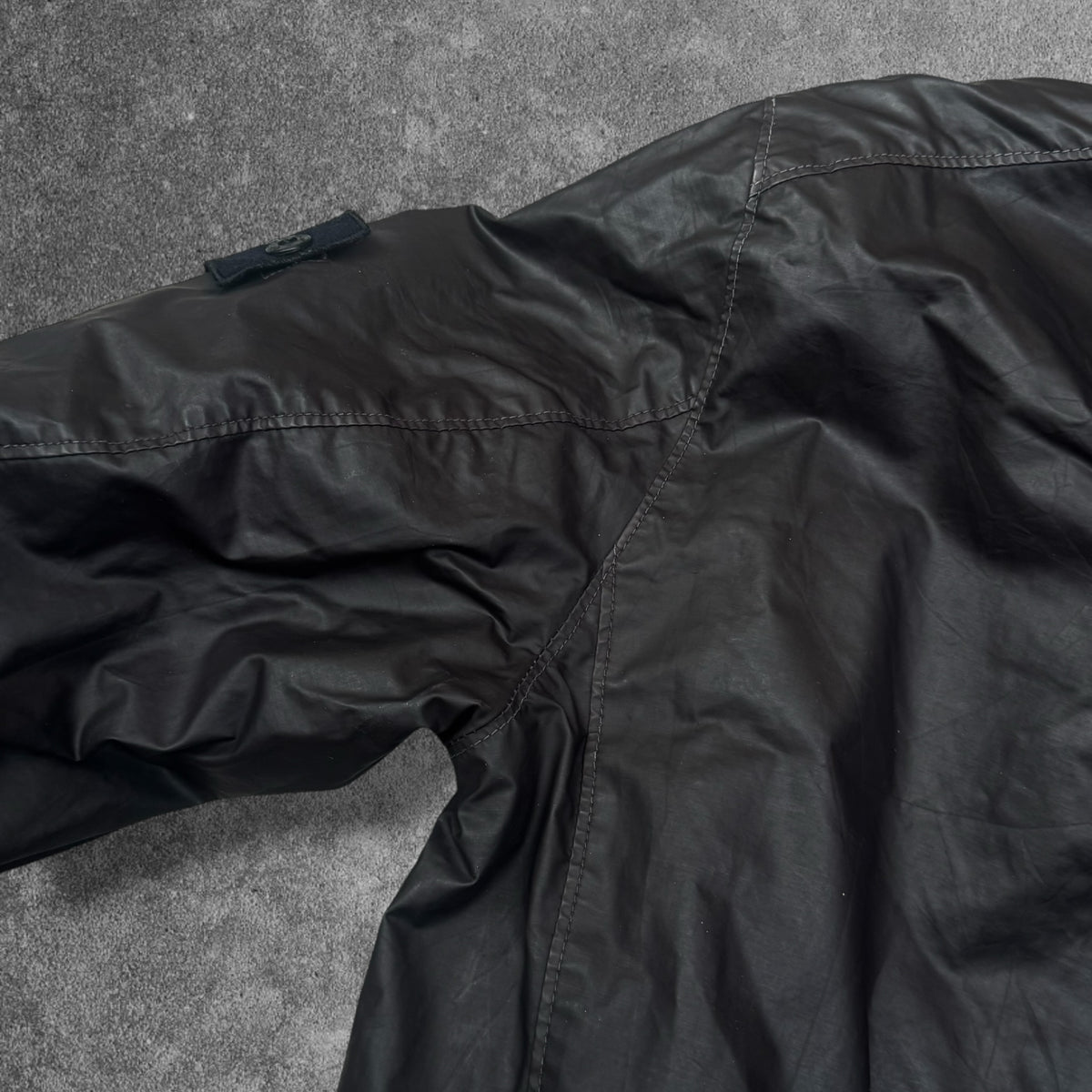 Stone Island Mussola Gommata Hooded Jacket Dark Brown Men's Small