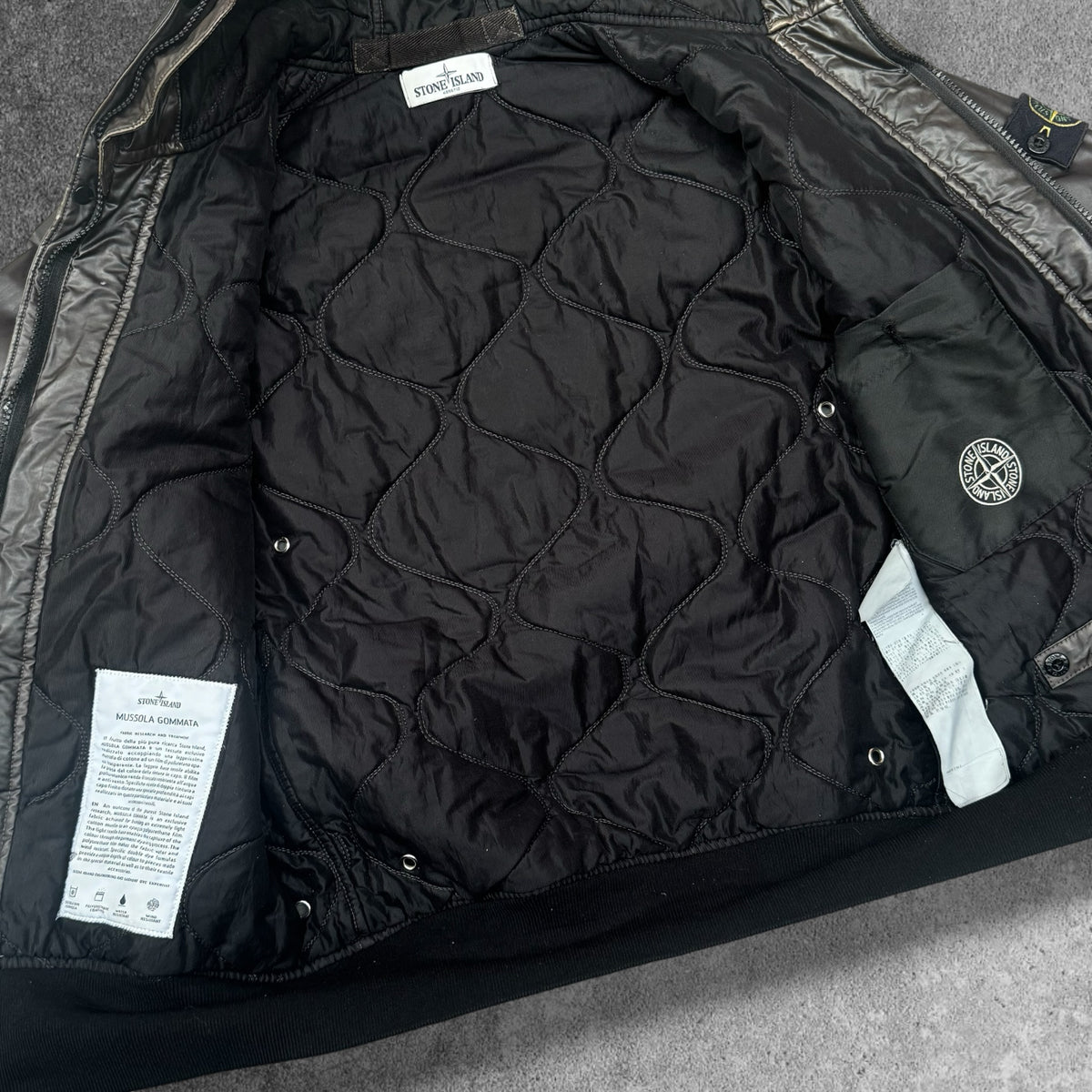 Stone Island Mussola Gommata Hooded Jacket Dark Brown Men's Small
