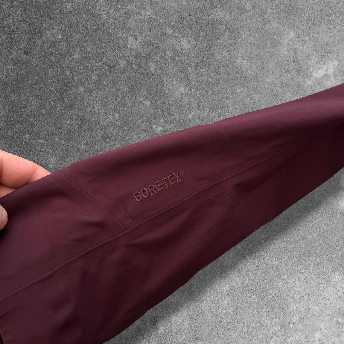 Arc'teryx Aphilia Coat Gore-Tex Burgundy Women's Medium