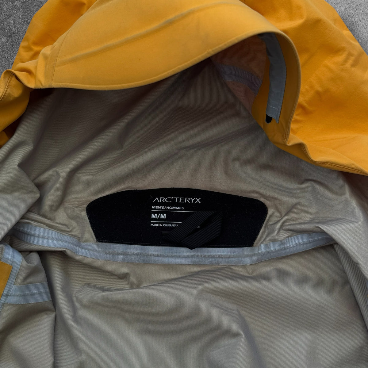 Arc'teryx Beta LT Jacket 2021 Yellow Men's Medium Gore-Tex RRP £550