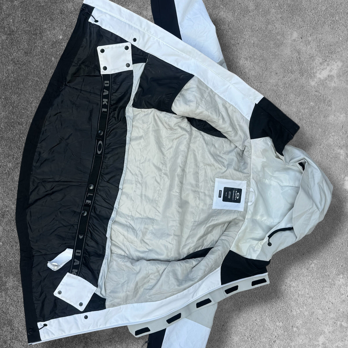 Oakley Insulated Ski Jacket White Grey Black Men's XS