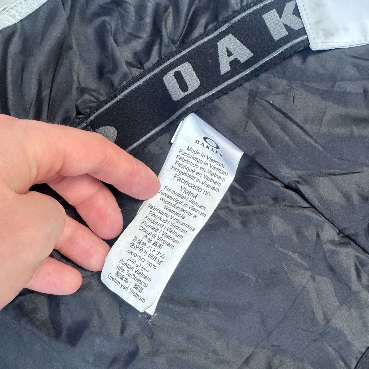 Oakley Insulated Ski Jacket White Grey Black Men's XS