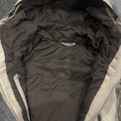 Arc'teryx Radsten Insulated Jacket neck label