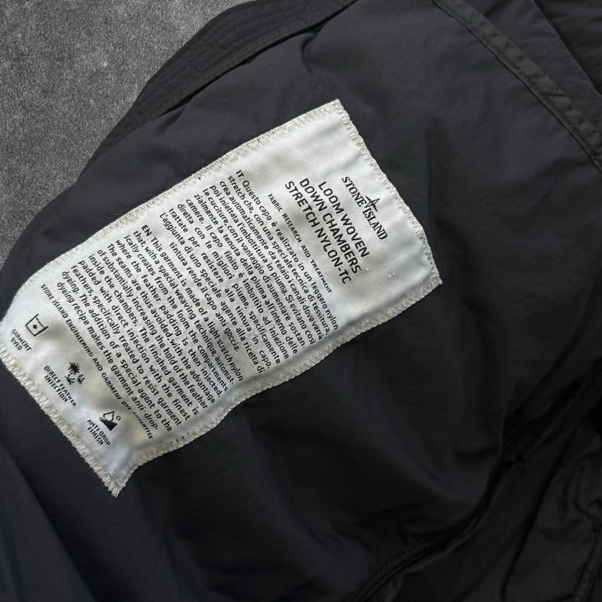 Stone Island Loom Woven Down Chambers Jacket 2022 Black Men's XL