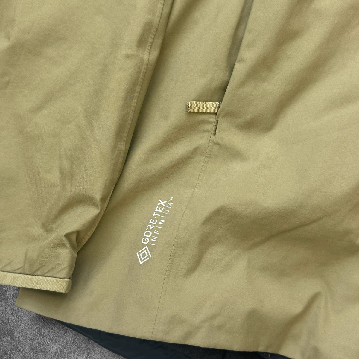 Arc'teryx Solano Jacket Gore-Tex Infinium Olive Men's Medium