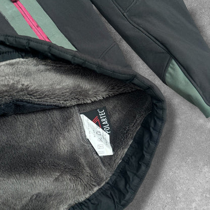 Arc'teryx Softshell front pockets