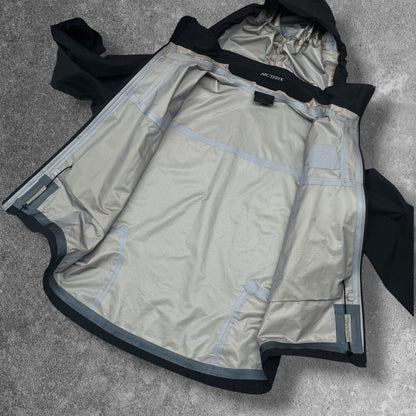 Vintage Arc'teryx Beta AR Gore-Tex XCR Jacket Black Men's XL RRP £650
