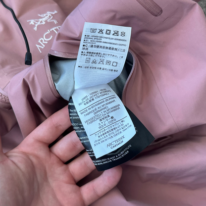Arc'teryx Beta AR Gore-Tex Pro Jacket Women's Large Pink RRP £550