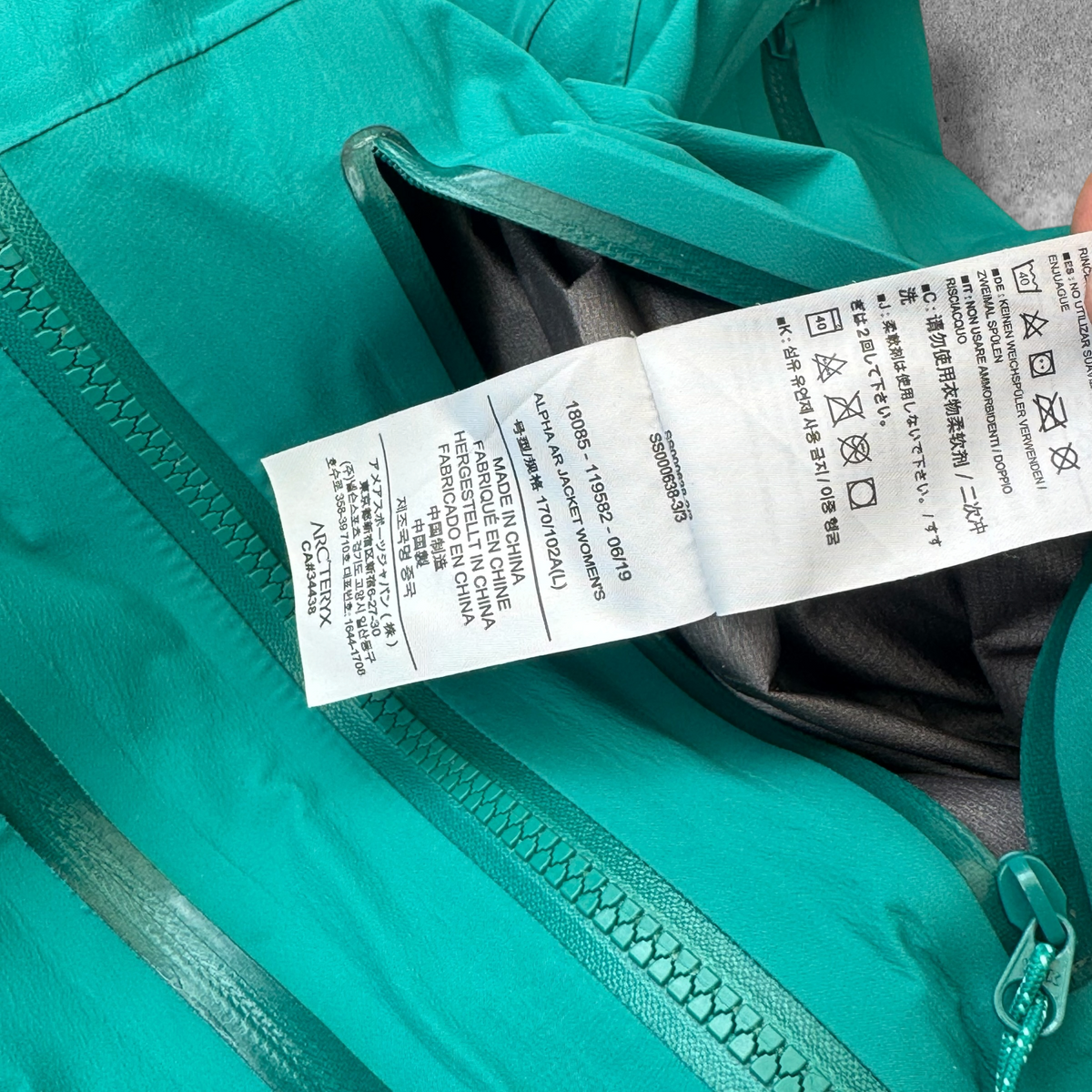 Arc'teryx Alpha AR Gore-Tex Pro Jacket Women's Large Teal RRP £600